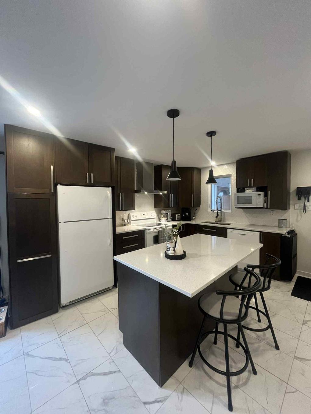 Cuisine - 38 Rue Joseph-Albert-Morin, Saint-Jean-Sur-Richelieu, QC - Indoor Photo Showing Kitchen