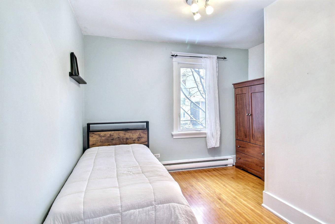 Chambre à coucher - 26 6E Rue, Rouyn-Noranda, QC - Indoor Photo Showing Bedroom