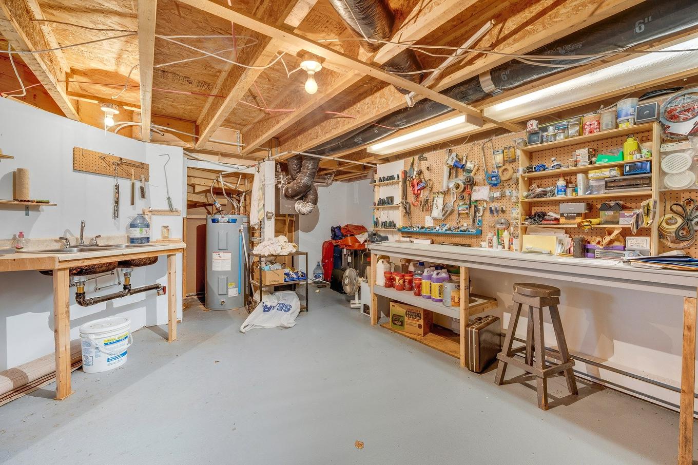 Workshop - 1832 Rue Raoul-Jobin, Saint-Jérôme, QC - Indoor Photo Showing Basement