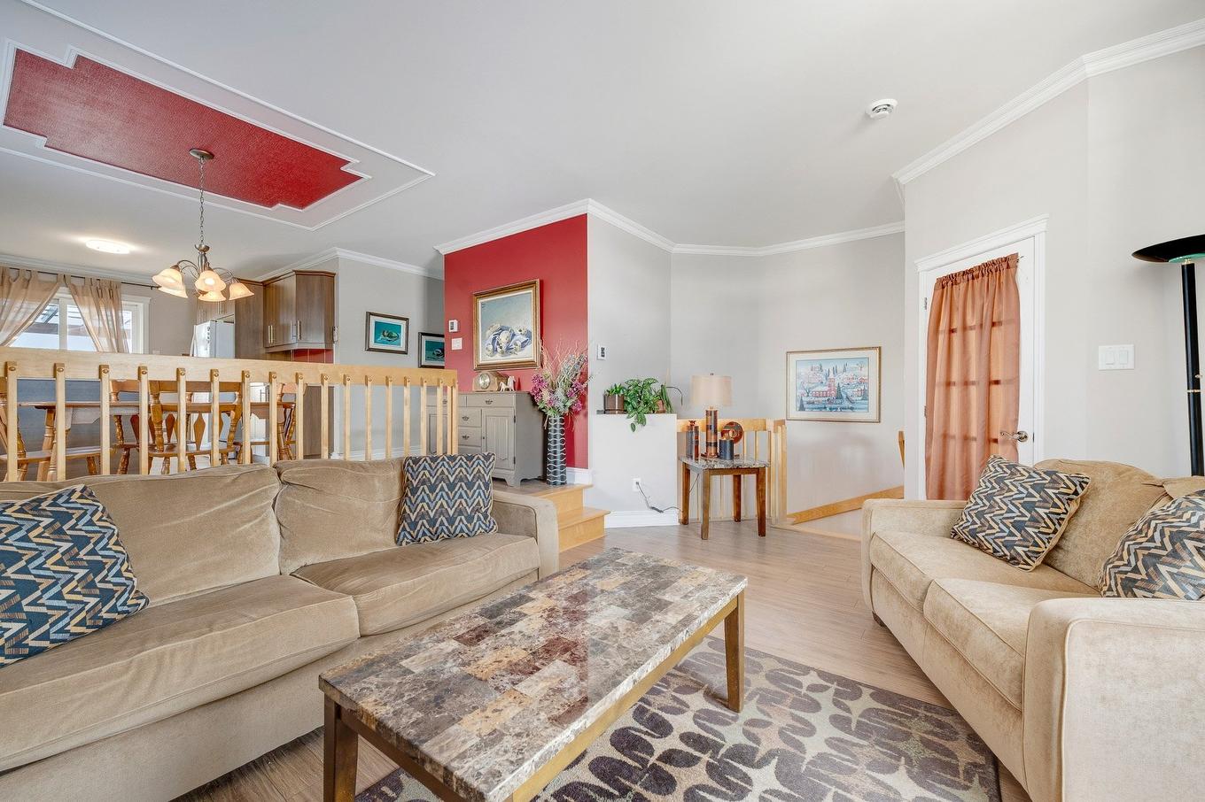 Living room - 1832 Rue Raoul-Jobin, Saint-Jérôme, QC - Indoor Photo Showing Living Room