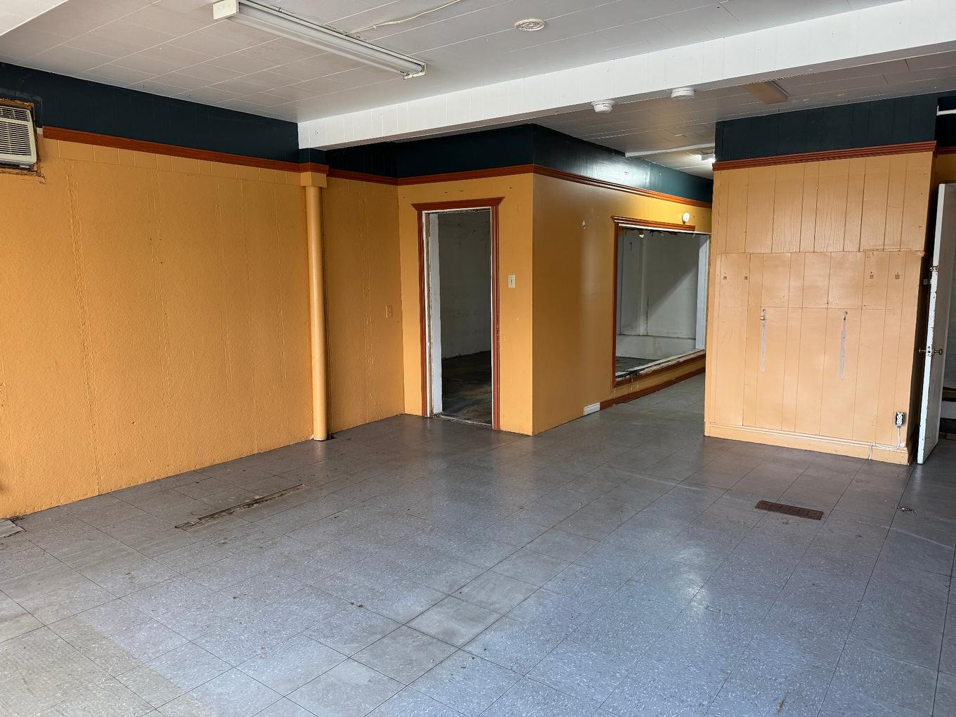 Commerce - 203 - 203B Route Route 397 (Rochebaucourt), La Morandière-Rochebaucourt, QC - Indoor