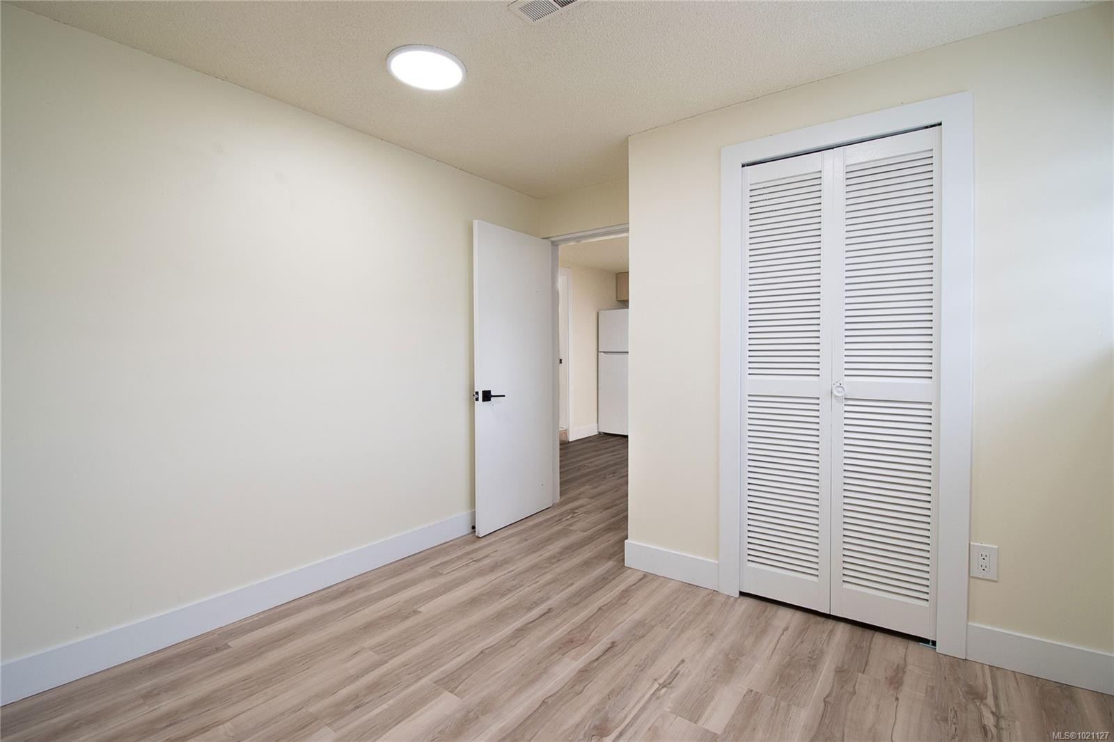 1579 Kenmore Rd, Saanich, BC