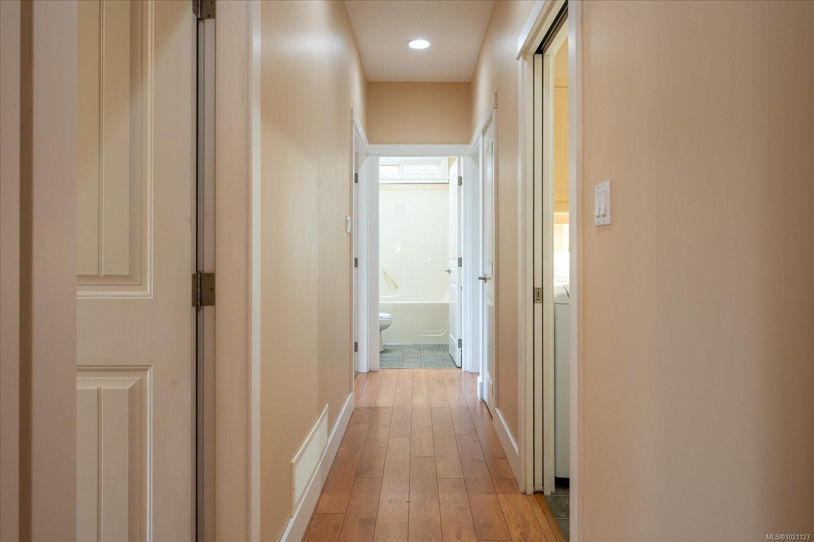 310 Holland Creek Pl, Ladysmith, BC