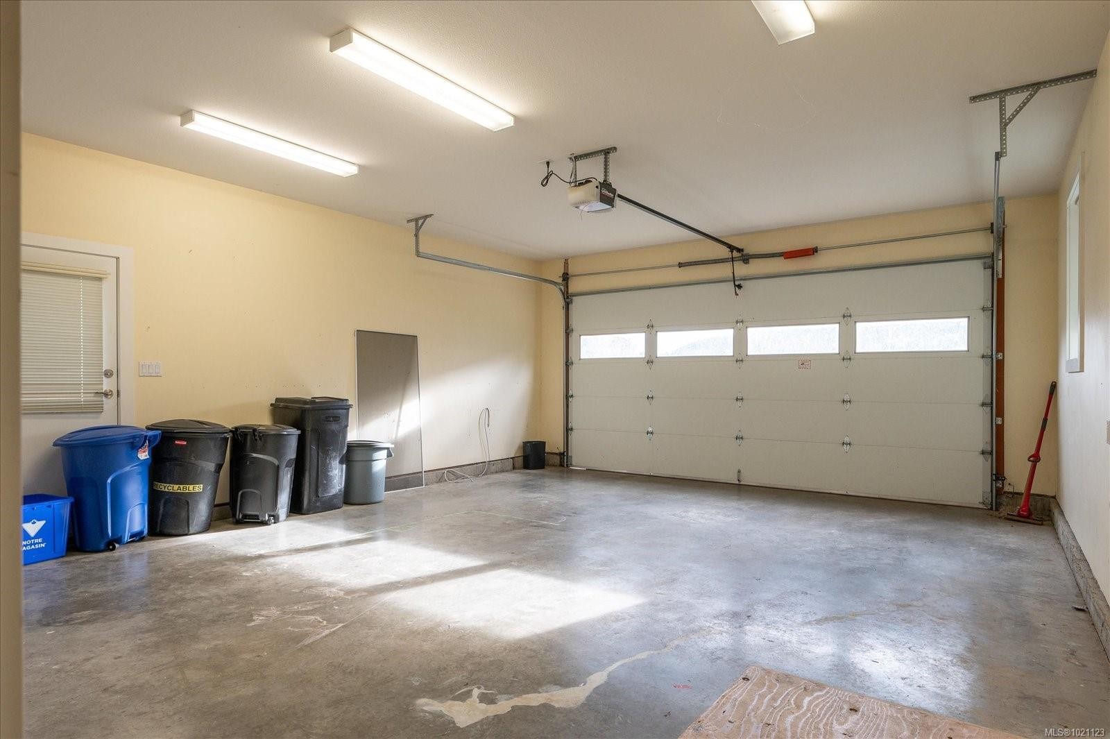 310 Holland Creek Pl, Ladysmith, BC