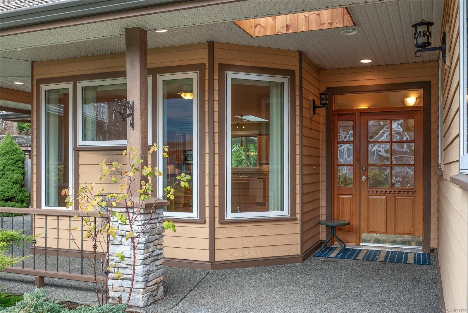 310 Holland Creek Pl, Ladysmith, BC