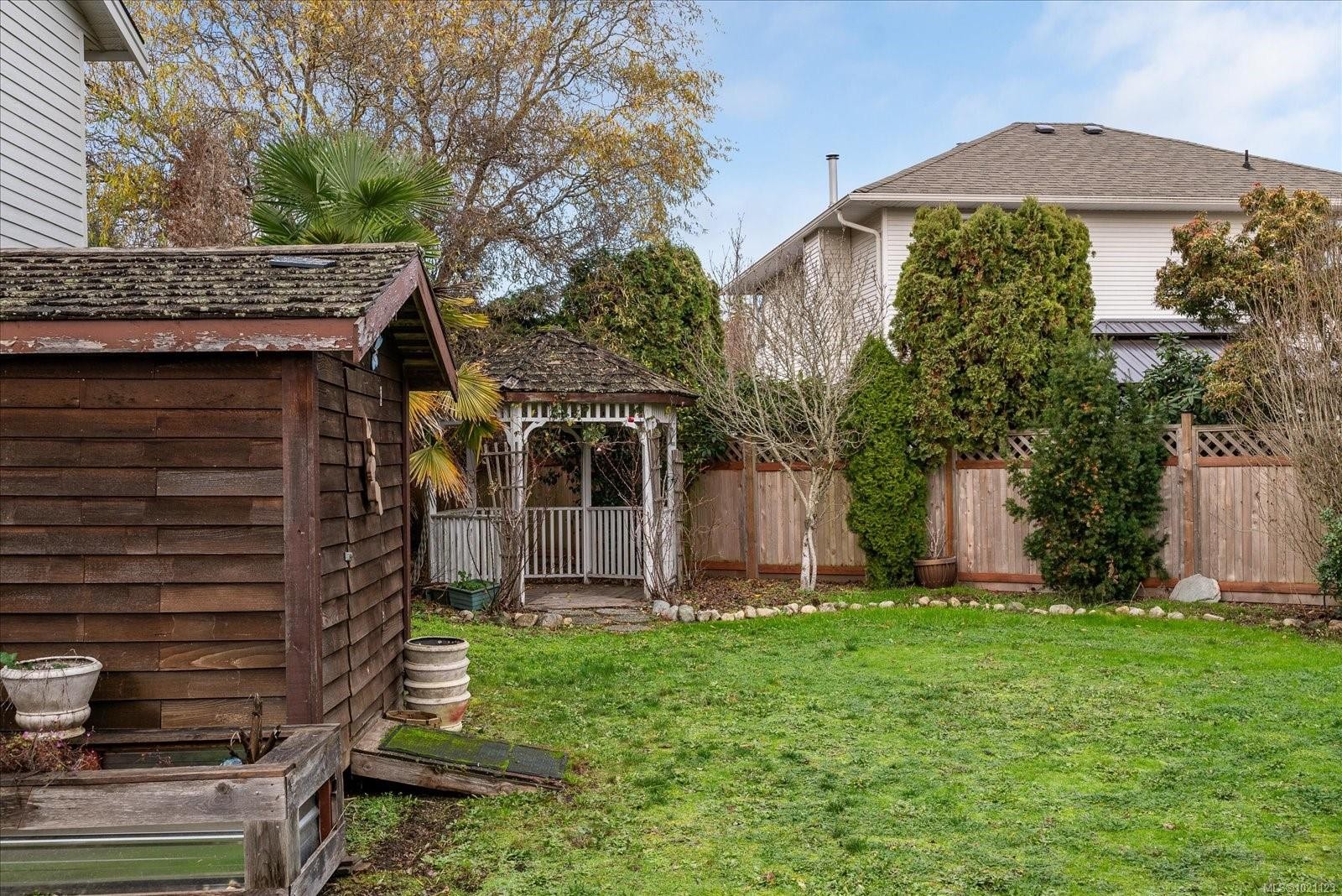 310 Holland Creek Pl, Ladysmith, BC