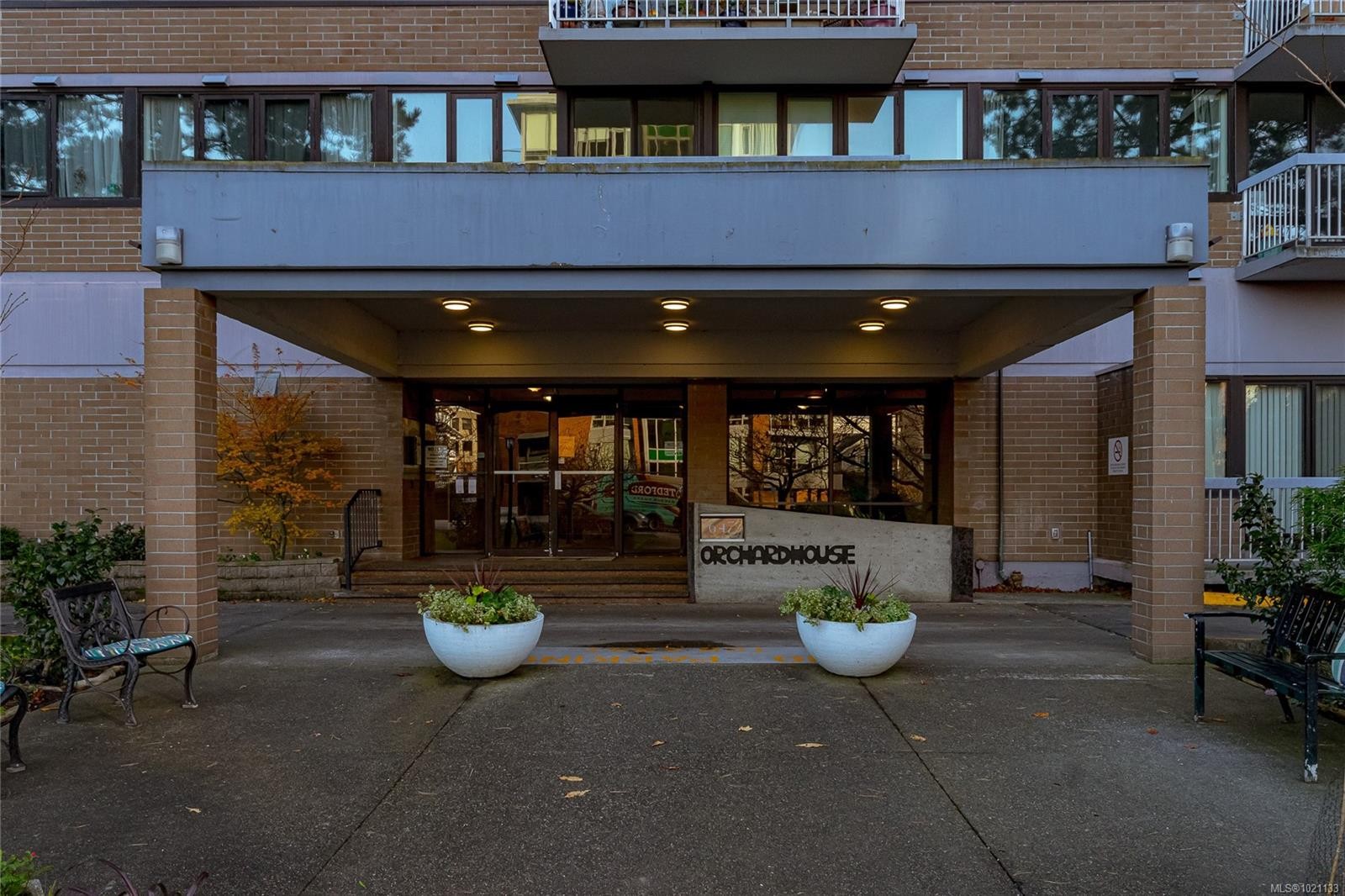 1008-647 Michigan St, Victoria, BC - Outdoor