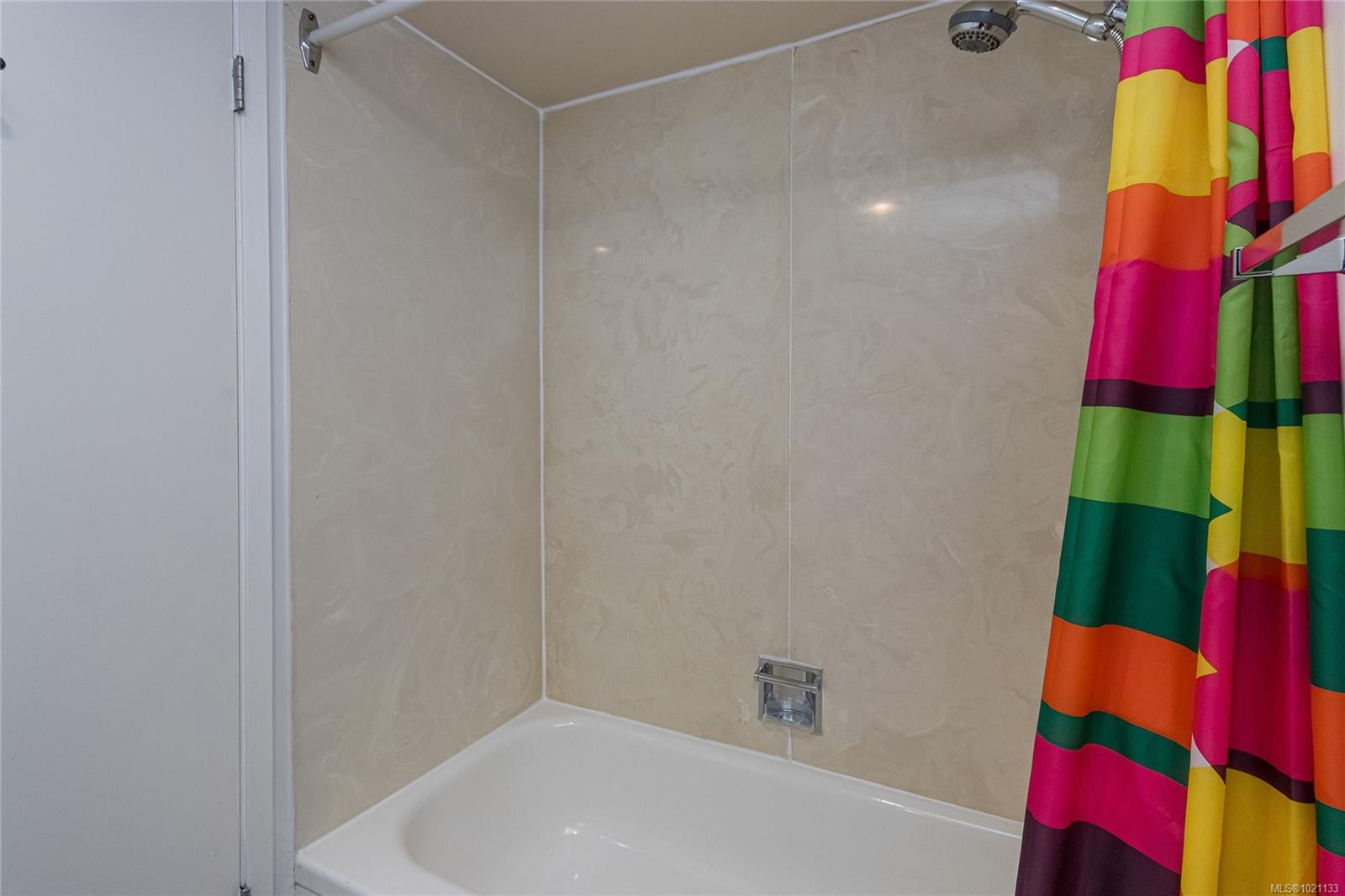 1008-647 Michigan St, Victoria, BC - Indoor Photo Showing Bathroom