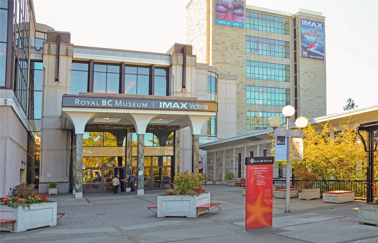 1008-647 Michigan St, Victoria, BC - Outdoor