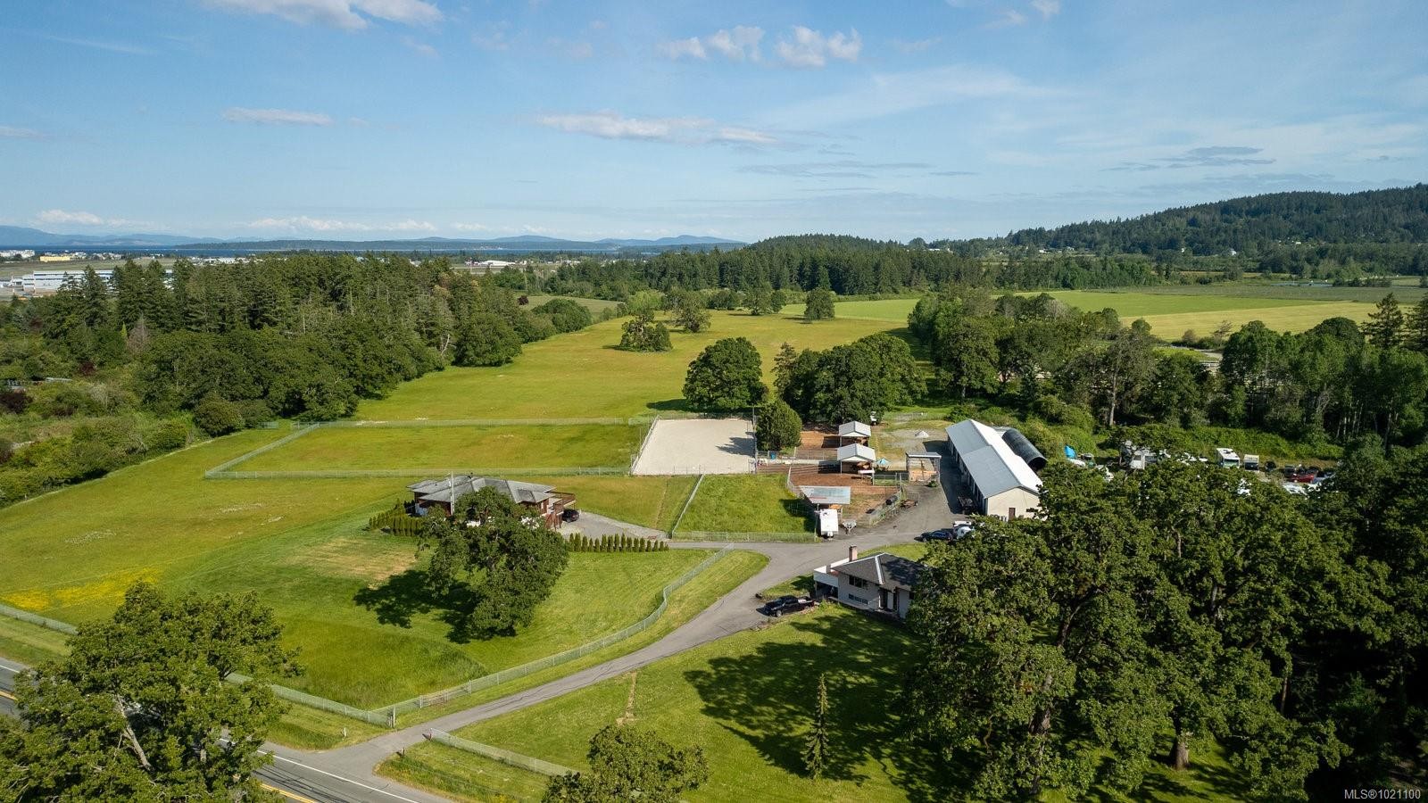 9775 West Saanich Rd, North Saanich, BC