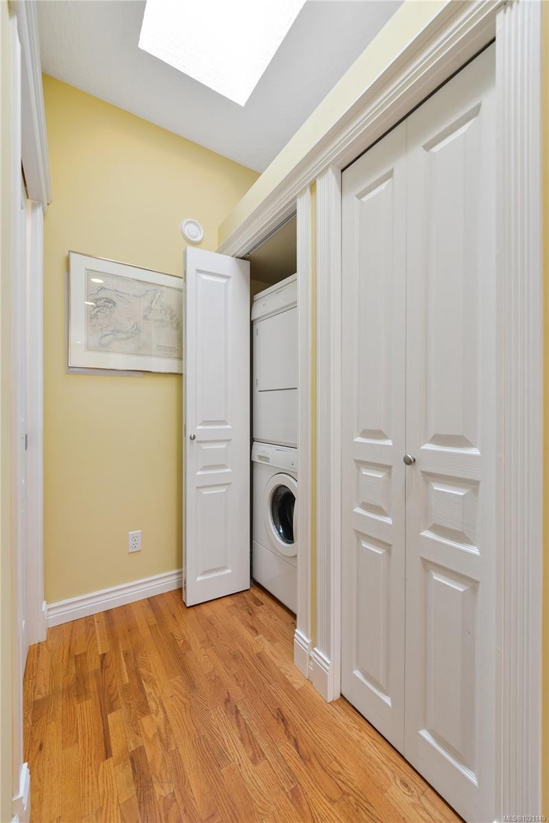 1-1515 Camosun St, Victoria, BC