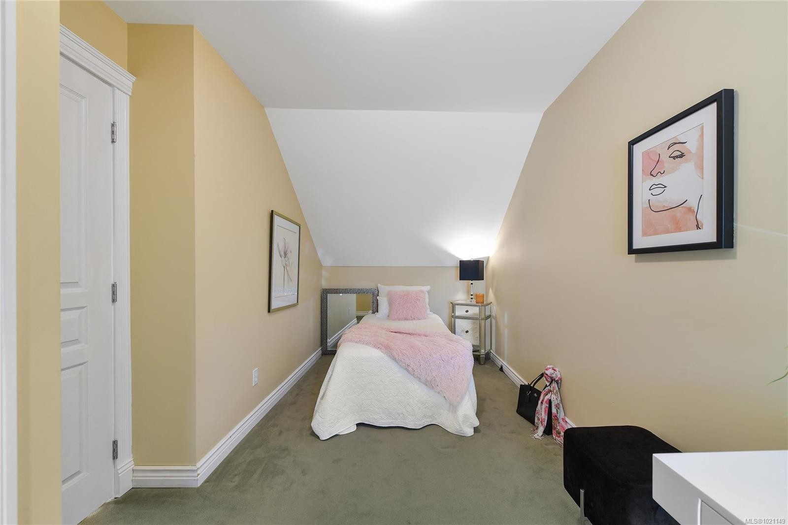 1-1515 Camosun St, Victoria, BC