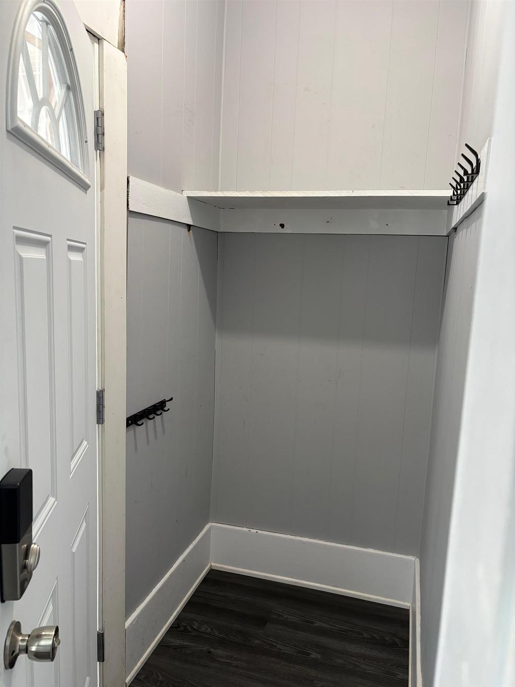 185 Frederica Street E, Thunder Bay, ON - Indoor Photo Showing Other Room