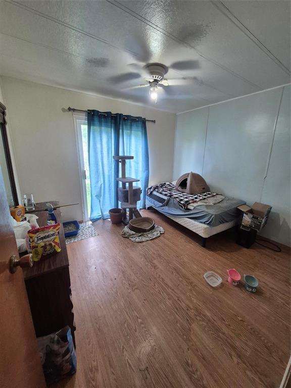 33 South Railway Street, Strathclair, MB - Indoor Photo Showing Bedroom