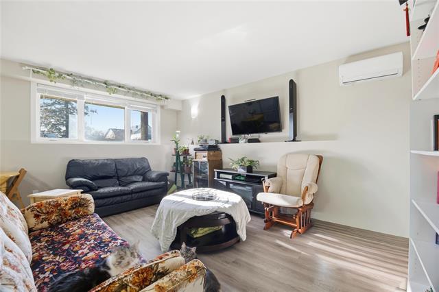 2-139 1St St, Niverville, MB