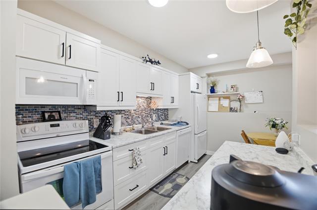 2-139 1St St, Niverville, MB