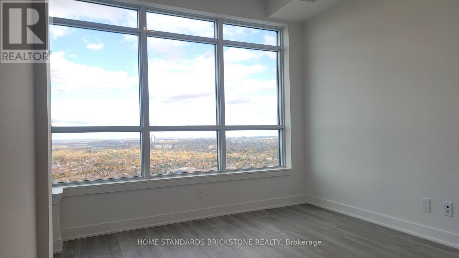 #B-2708 - 50 Upper Mall Way, Vaughan, ON - Indoor Photo Showing Other Room