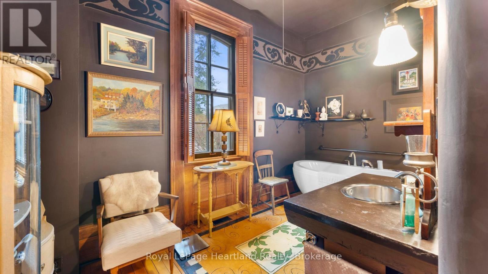 38 Albert Street, Ashfield-Colborne-Wawanosh (Ashfield), ON - Indoor