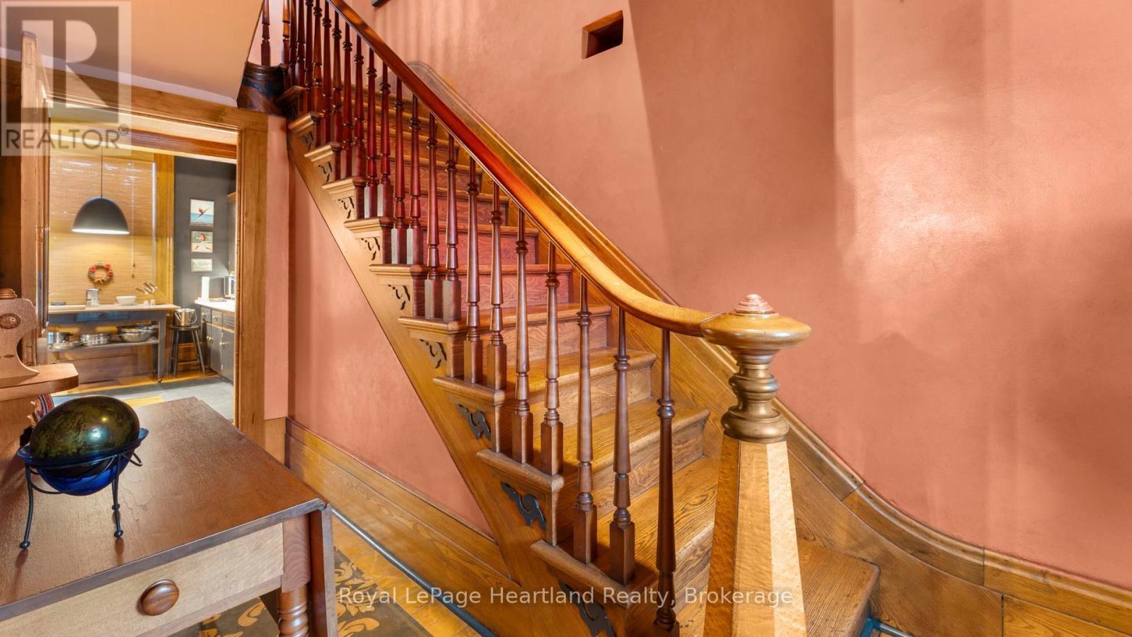 38 Albert Street, Ashfield-Colborne-Wawanosh (Ashfield), ON - Indoor Photo Showing Other Room