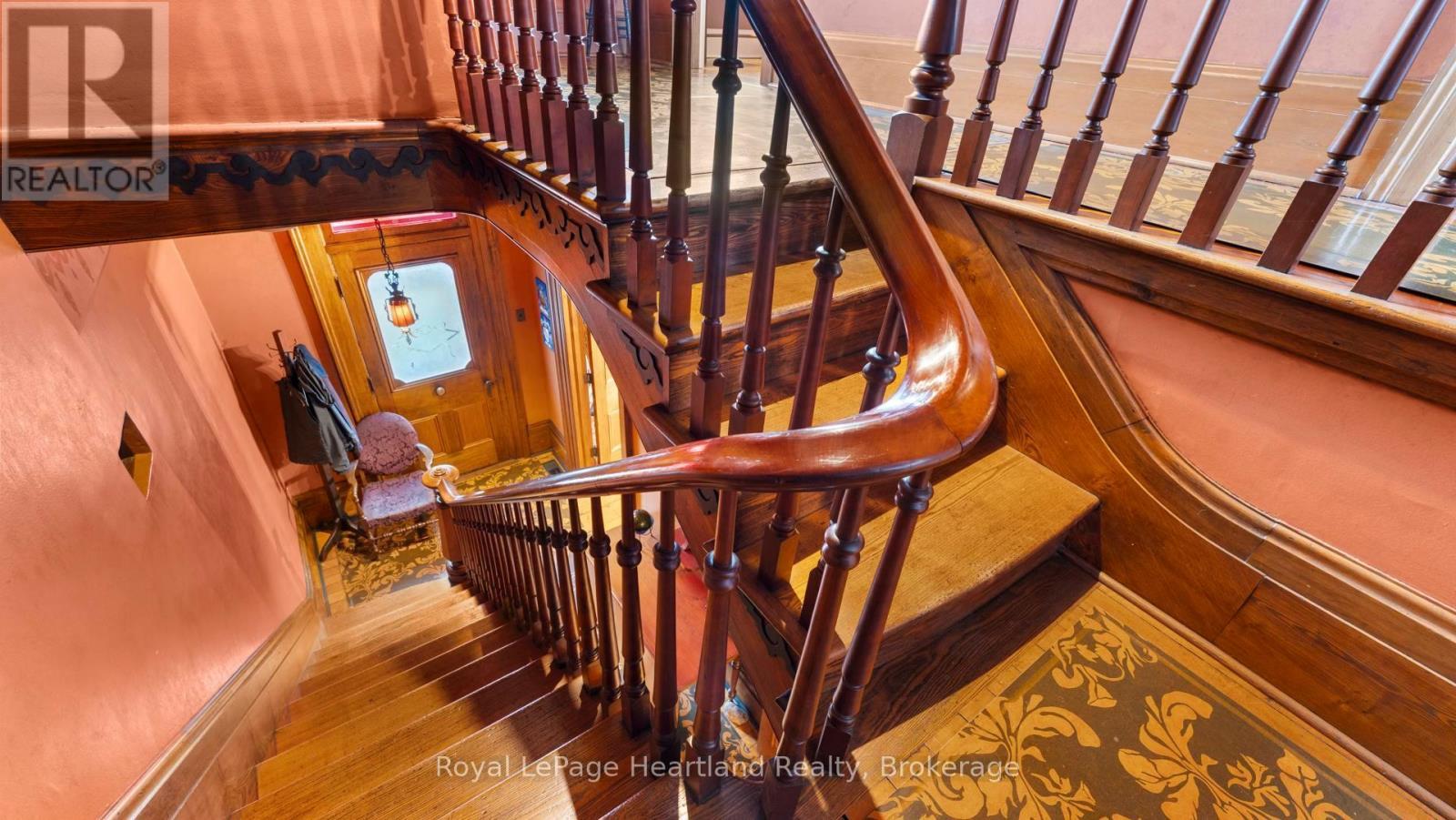 38 Albert Street, Ashfield-Colborne-Wawanosh (Ashfield), ON - Indoor Photo Showing Other Room