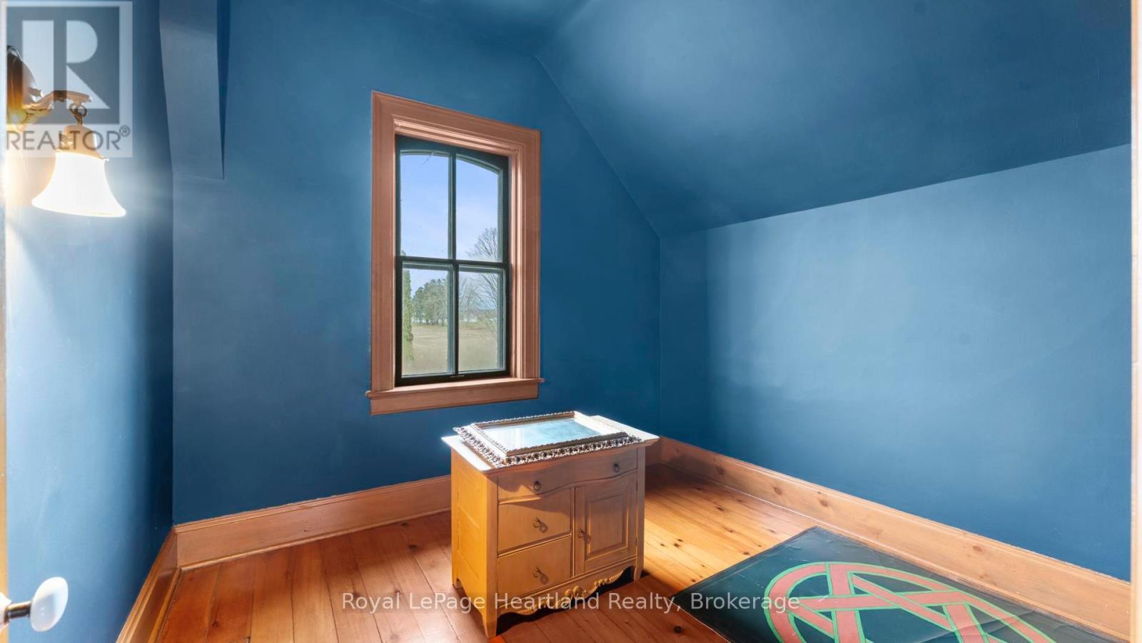 38 Albert Street, Ashfield-Colborne-Wawanosh (Ashfield), ON - Indoor