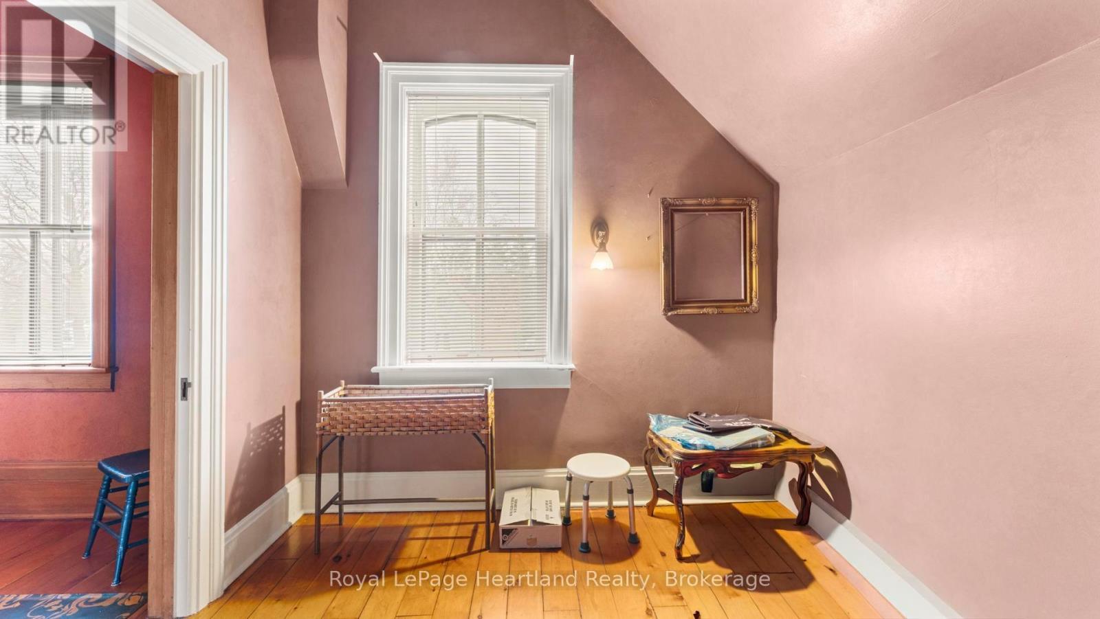 38 Albert Street, Ashfield-Colborne-Wawanosh (Ashfield), ON - Indoor Photo Showing Other Room