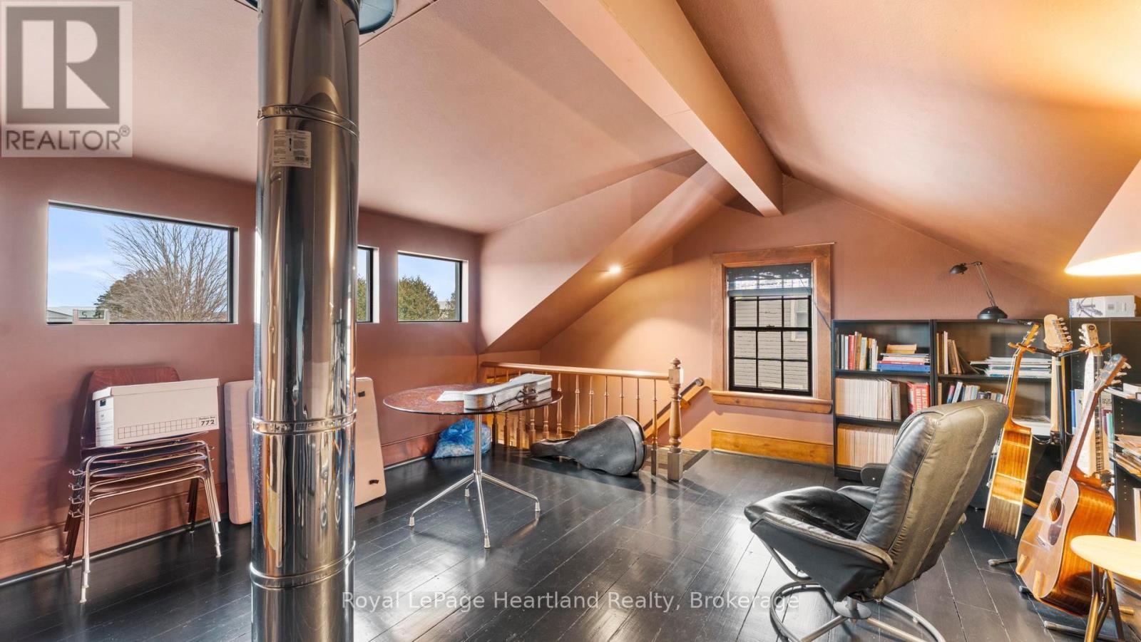 38 Albert Street, Ashfield-Colborne-Wawanosh (Ashfield), ON - Indoor