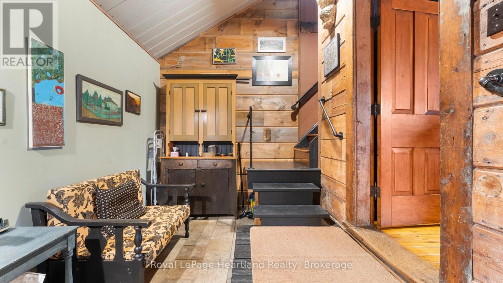 38 Albert Street, Ashfield-Colborne-Wawanosh (Ashfield), ON - Indoor Photo Showing Other Room