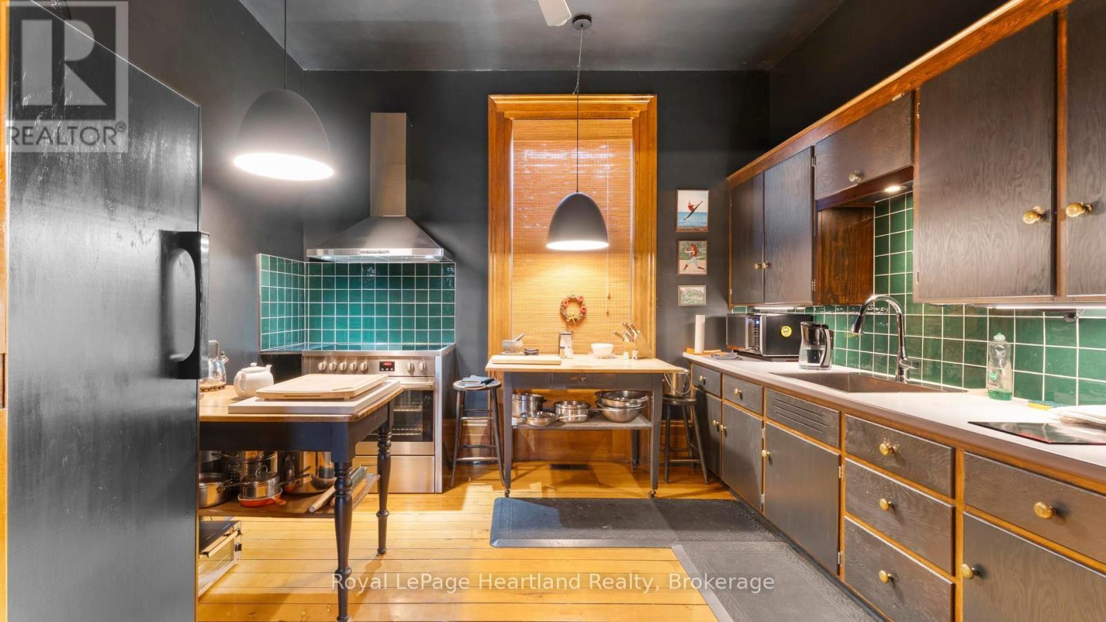 38 Albert Street, Ashfield-Colborne-Wawanosh (Ashfield), ON - Indoor