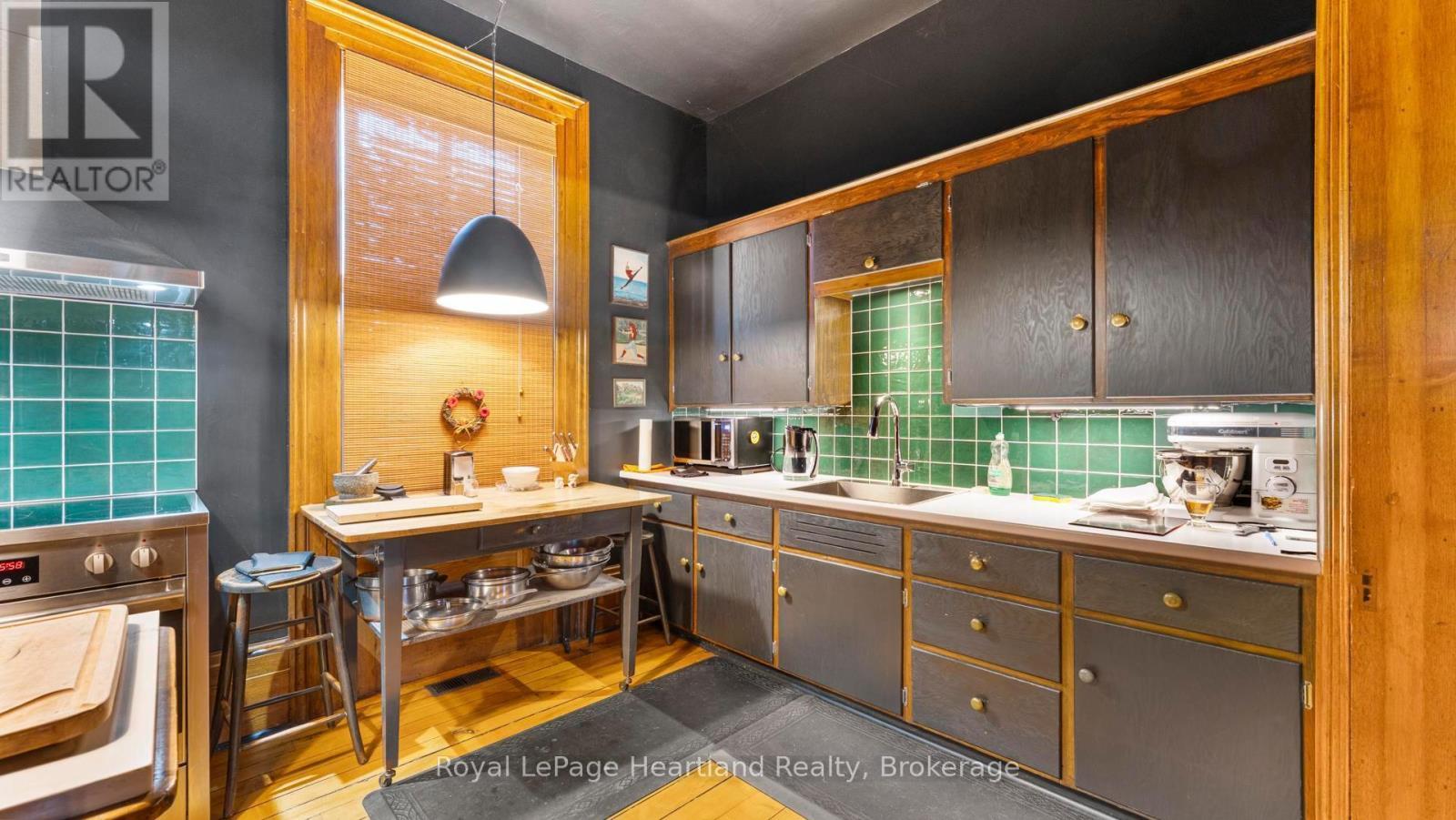 38 Albert Street, Ashfield-Colborne-Wawanosh (Ashfield), ON - Indoor