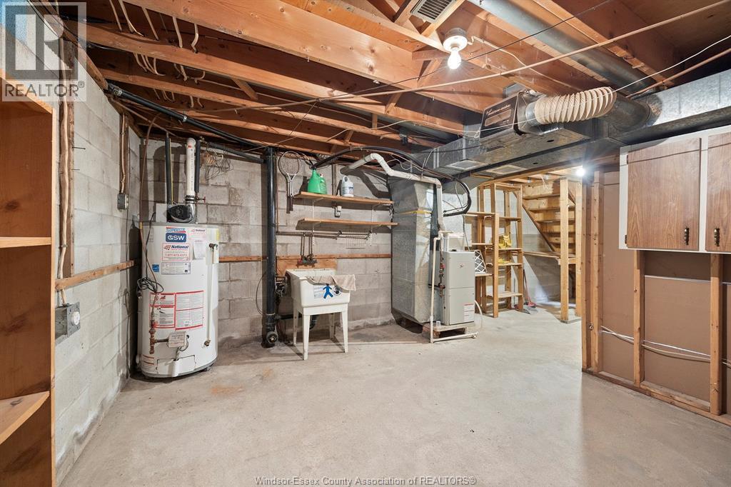 206-208 Arthur North, Harrow, ON - Indoor Photo Showing Basement