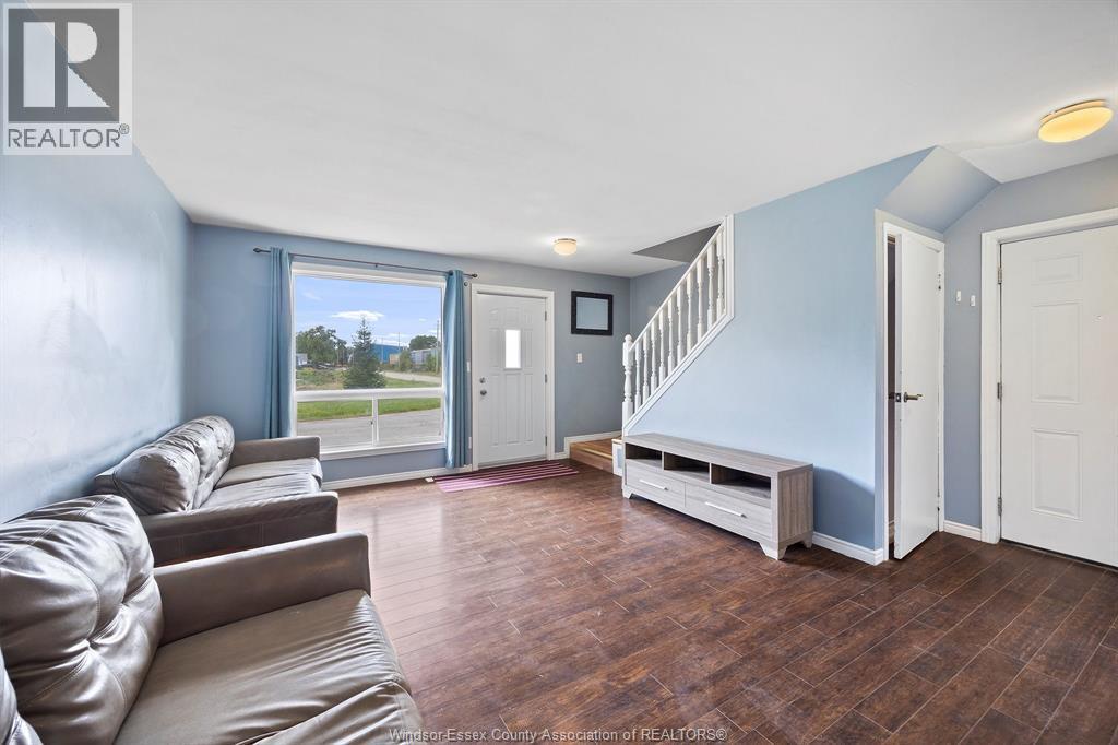 206-208 Arthur North, Harrow, ON - Indoor