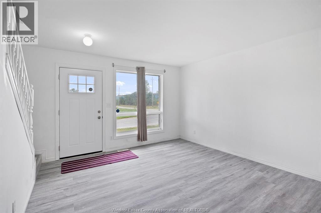 206-208 Arthur North, Harrow, ON - Indoor Photo Showing Other Room