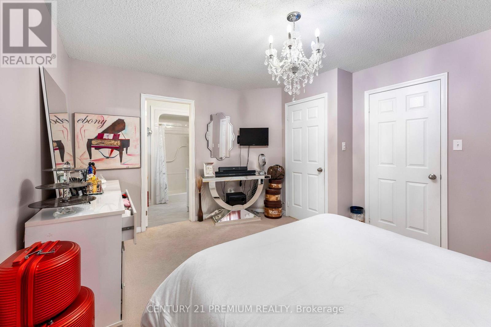 7 - 460 Woodmount Drive, Oshawa, ON - Indoor Photo Showing Bedroom