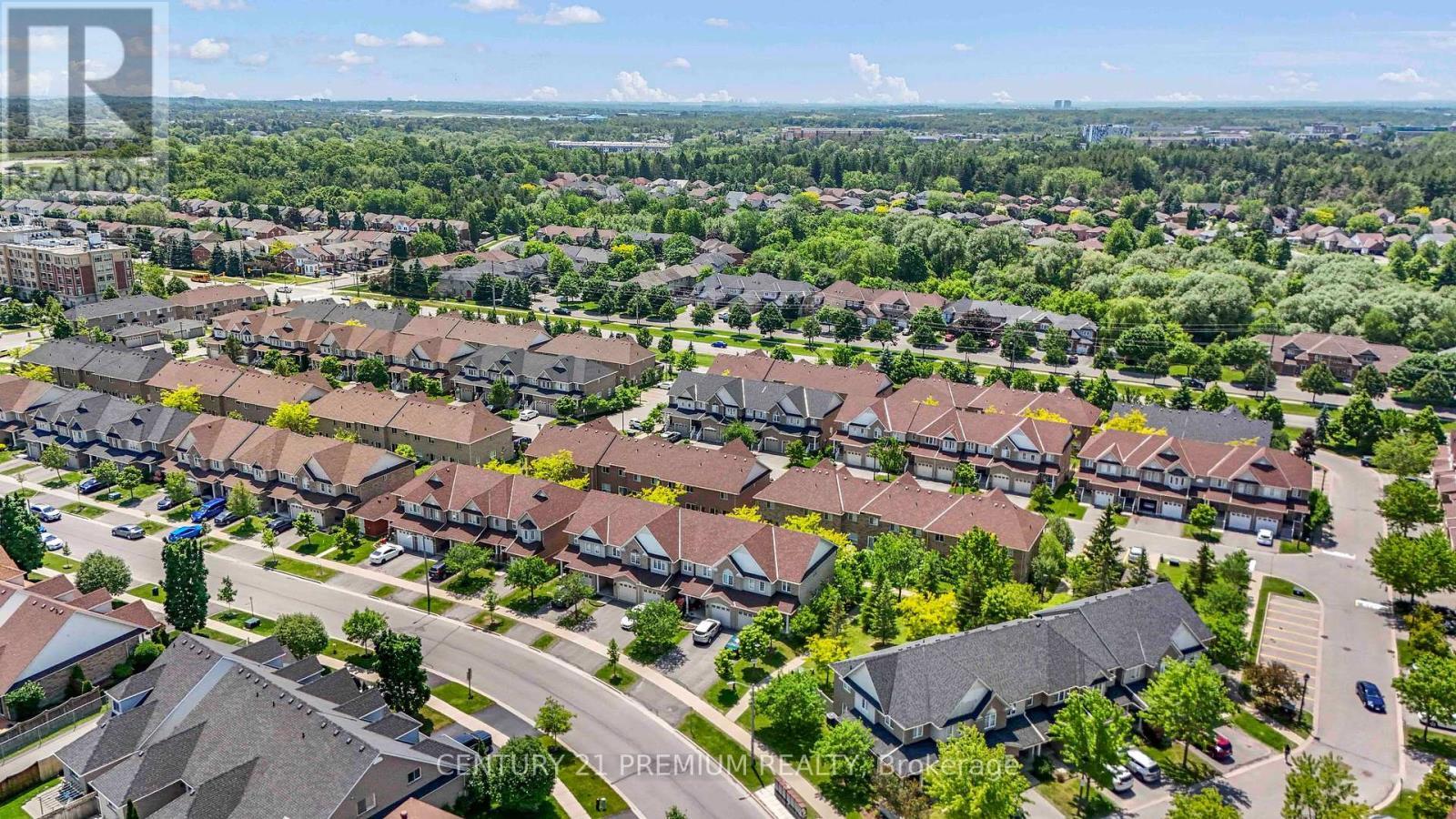 7 - 460 Woodmount Drive, Oshawa, ON - Outdoor With View