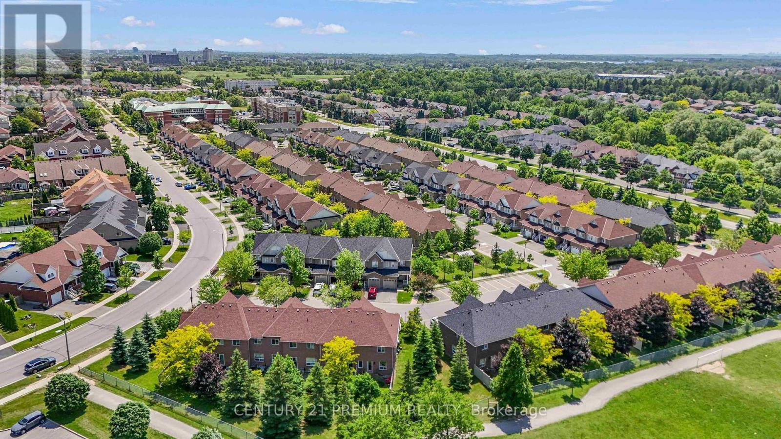 7 - 460 Woodmount Drive, Oshawa, ON - Outdoor With View