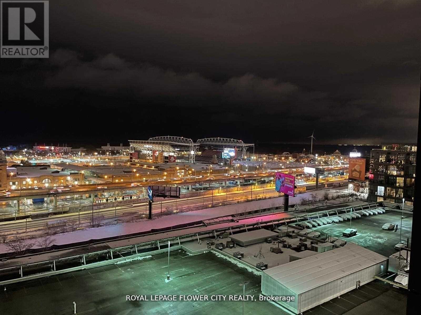 813 - 135 East Liberty Street, Toronto, ON - Outdoor With View