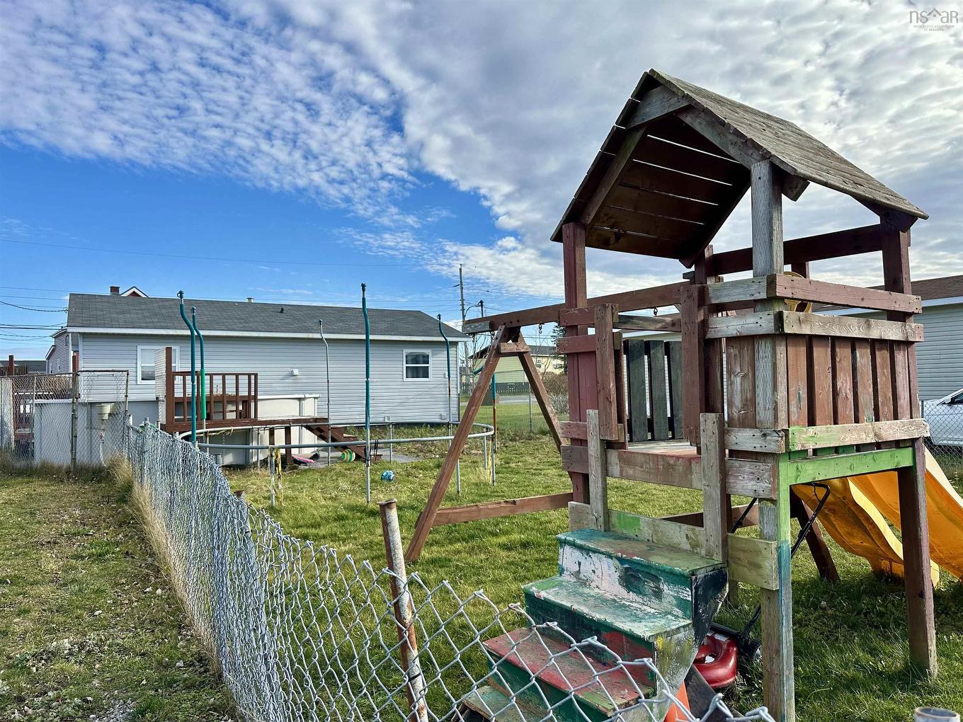 19 Peck Street, Sydney Mines, NS