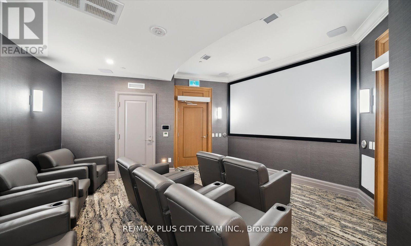 2709 - 36 Elm Drive W, Mississauga, ON - Indoor Photo Showing Other Room