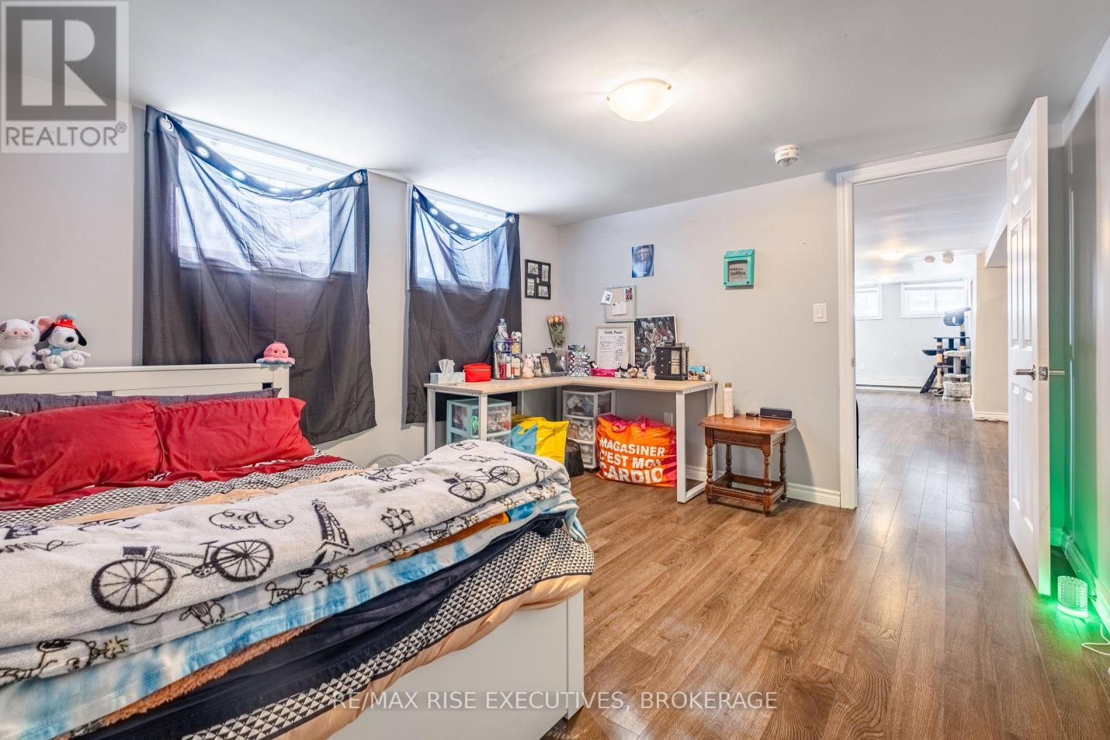 20 Elizabeth Avenue, Kingston (West Of Sir John A. Blvd), ON - Indoor Photo Showing Bedroom