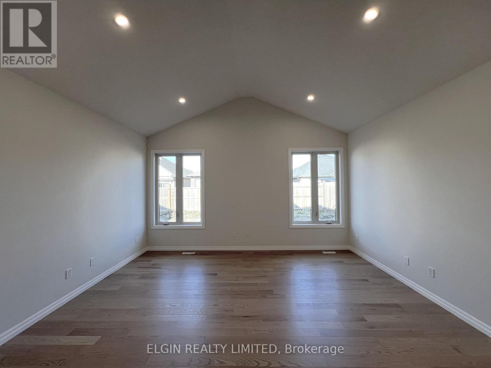 42201 Mcbain Line, Central Elgin, ON - Indoor Photo Showing Other Room