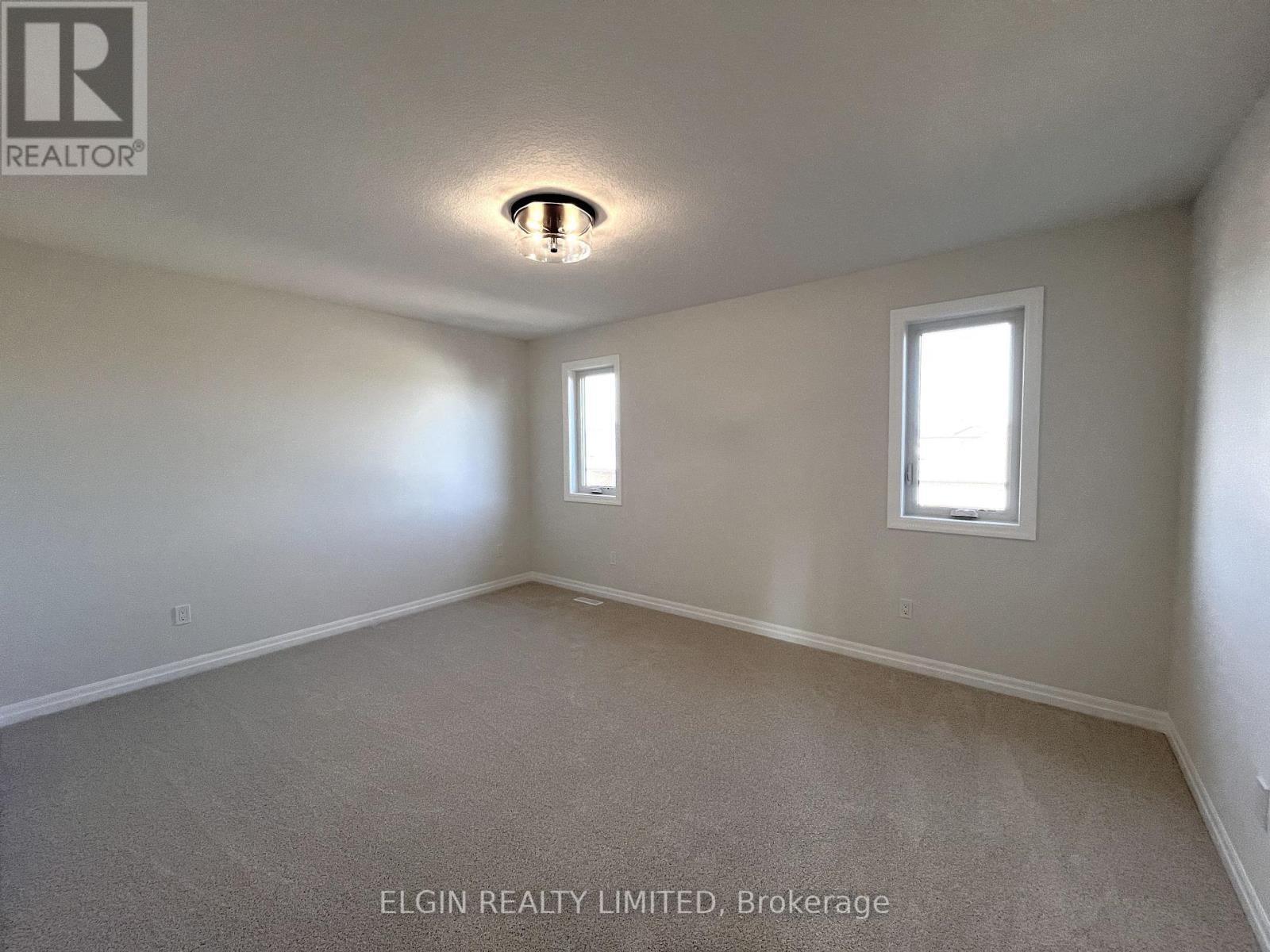 42201 Mcbain Line, Central Elgin, ON - Indoor Photo Showing Other Room