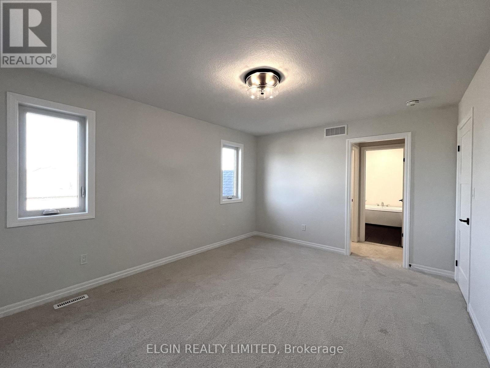 42201 Mcbain Line, Central Elgin, ON - Indoor Photo Showing Other Room
