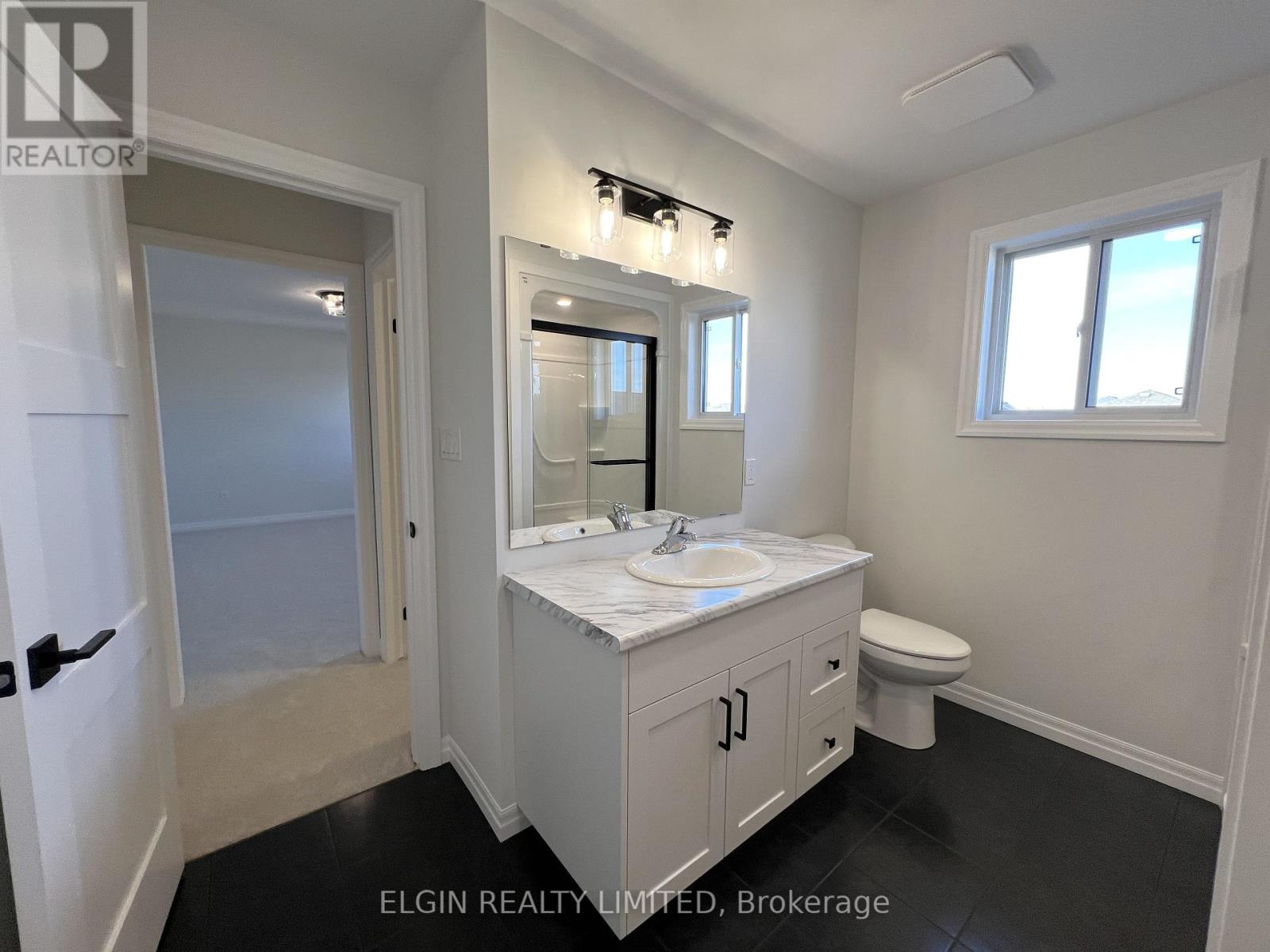 42201 Mcbain Line, Central Elgin, ON - Indoor Photo Showing Bathroom