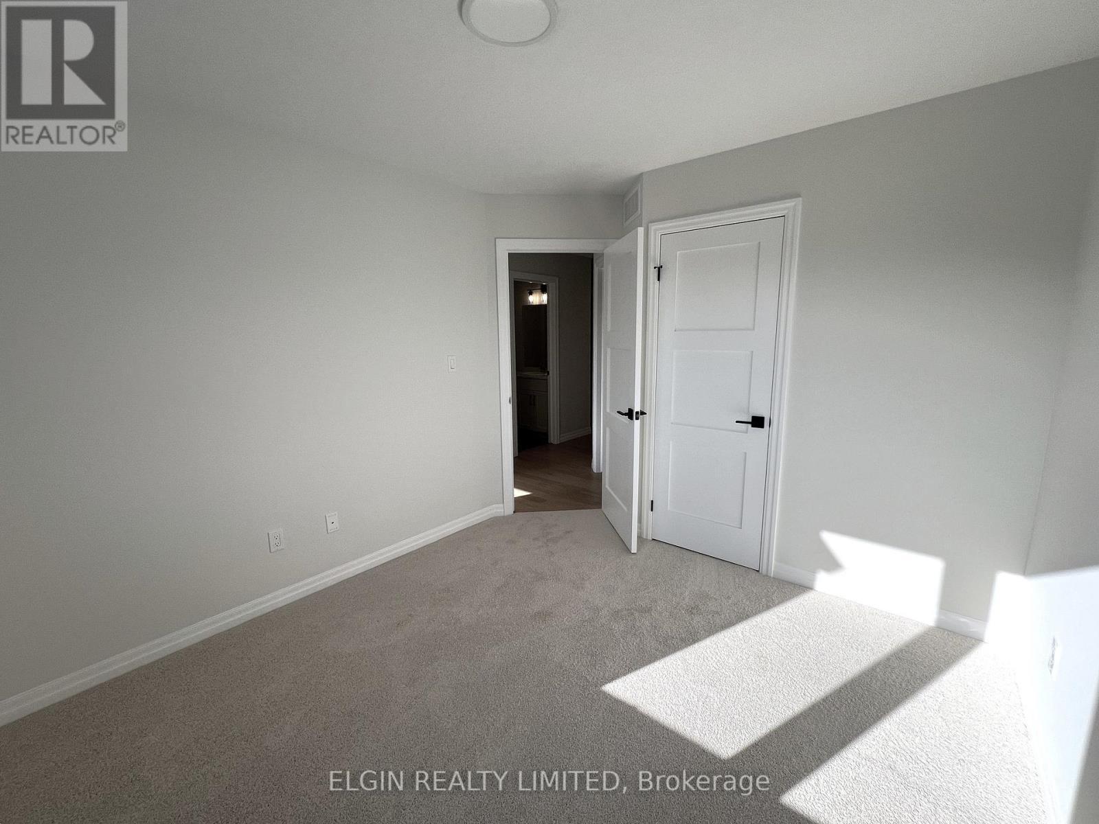 42201 Mcbain Line, Central Elgin, ON - Indoor Photo Showing Other Room