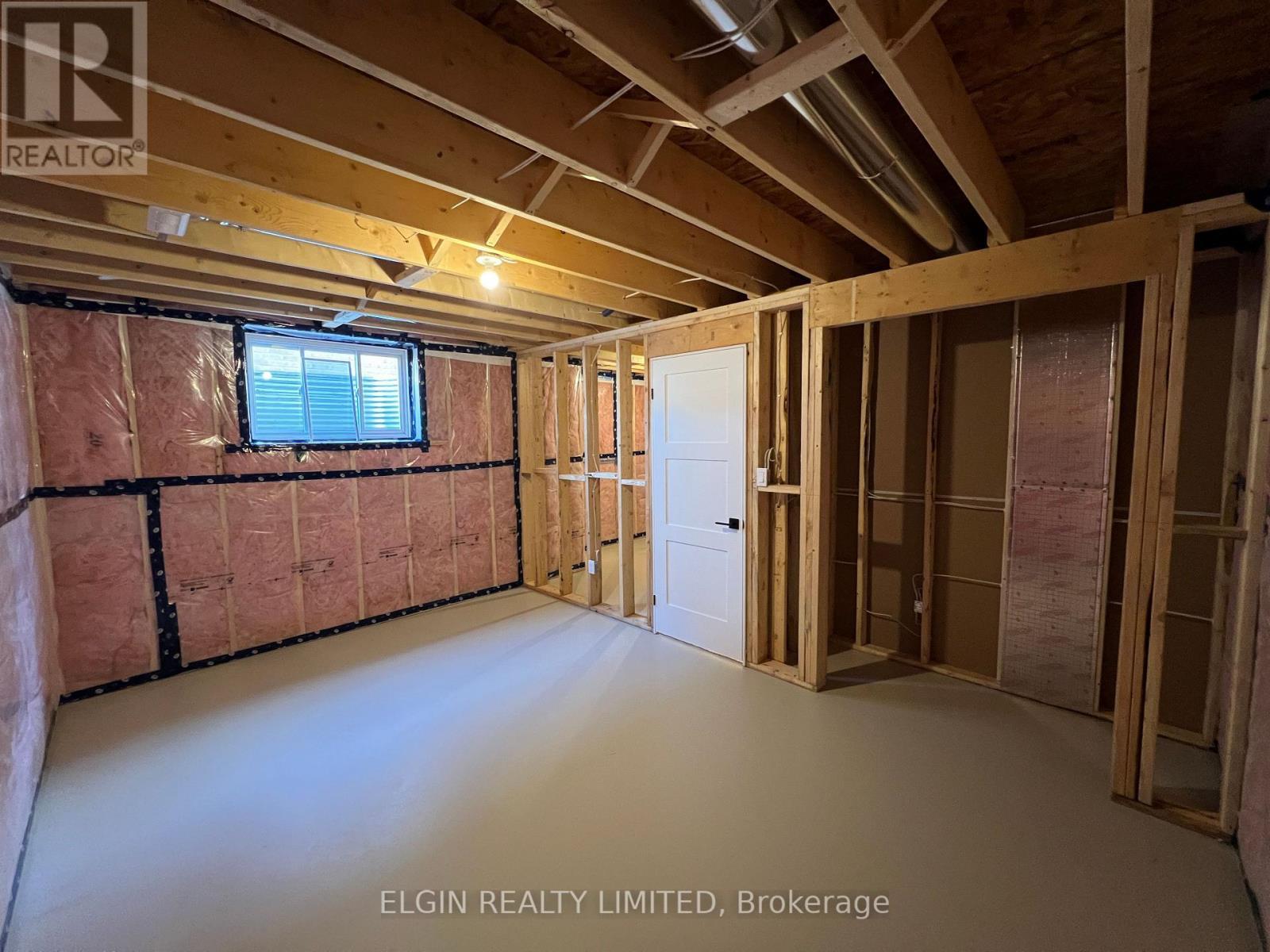 42201 Mcbain Line, Central Elgin, ON - Indoor Photo Showing Basement