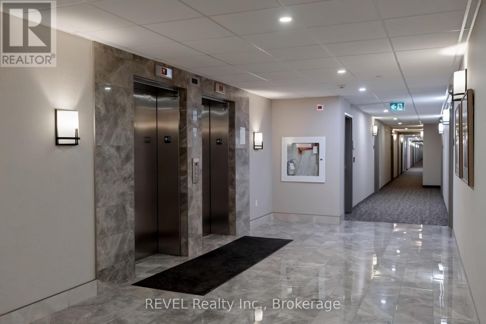 228 - 101 Shoreview Place, Hamilton (Lakeshore), ON - Indoor Photo Showing Other Room