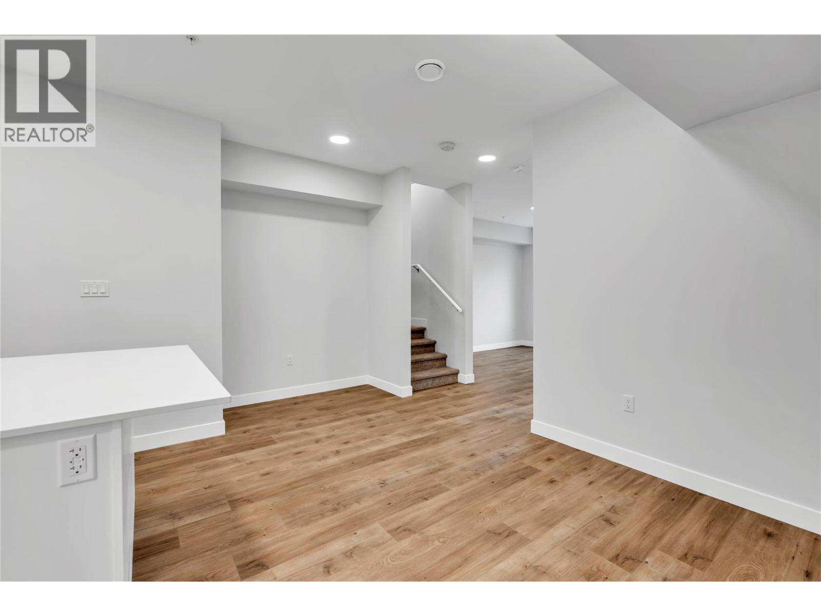 726 Westminster Avenue W Unit# 103, Penticton, BC - Indoor Photo Showing Other Room