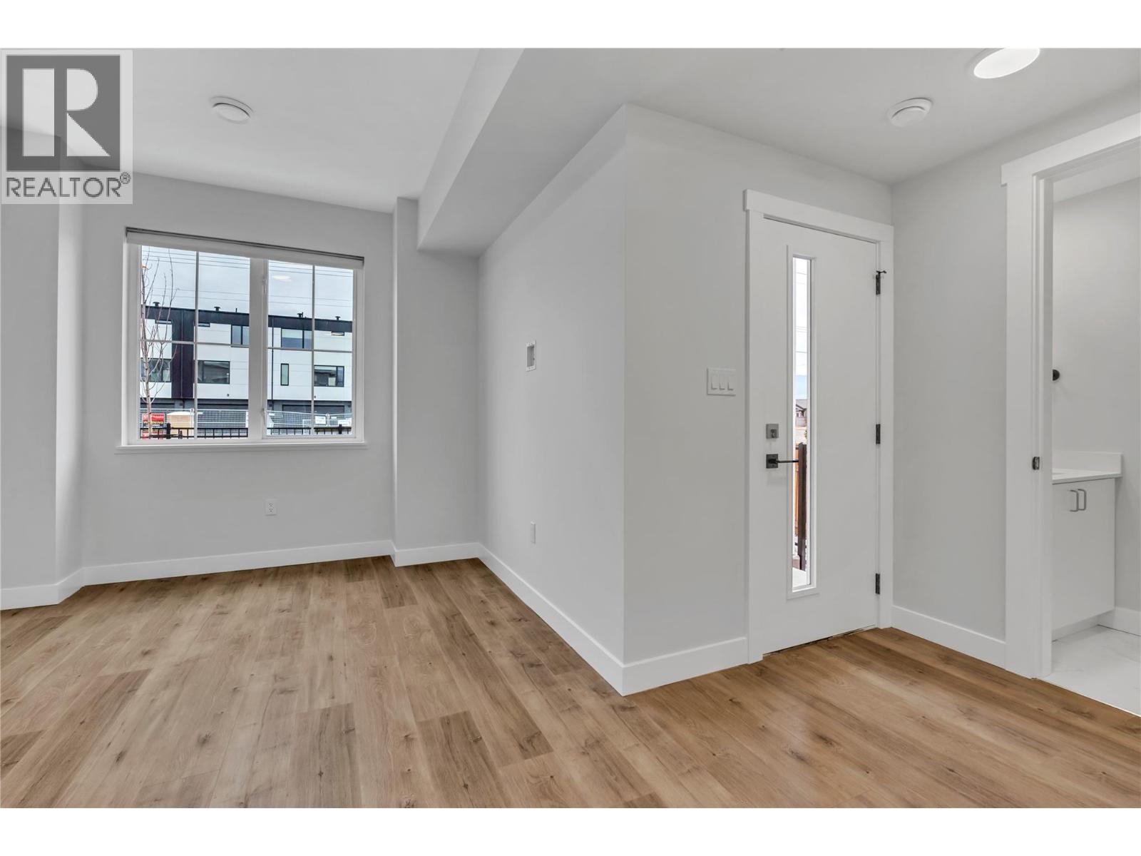 726 Westminster Avenue W Unit# 103, Penticton, BC - Indoor Photo Showing Other Room