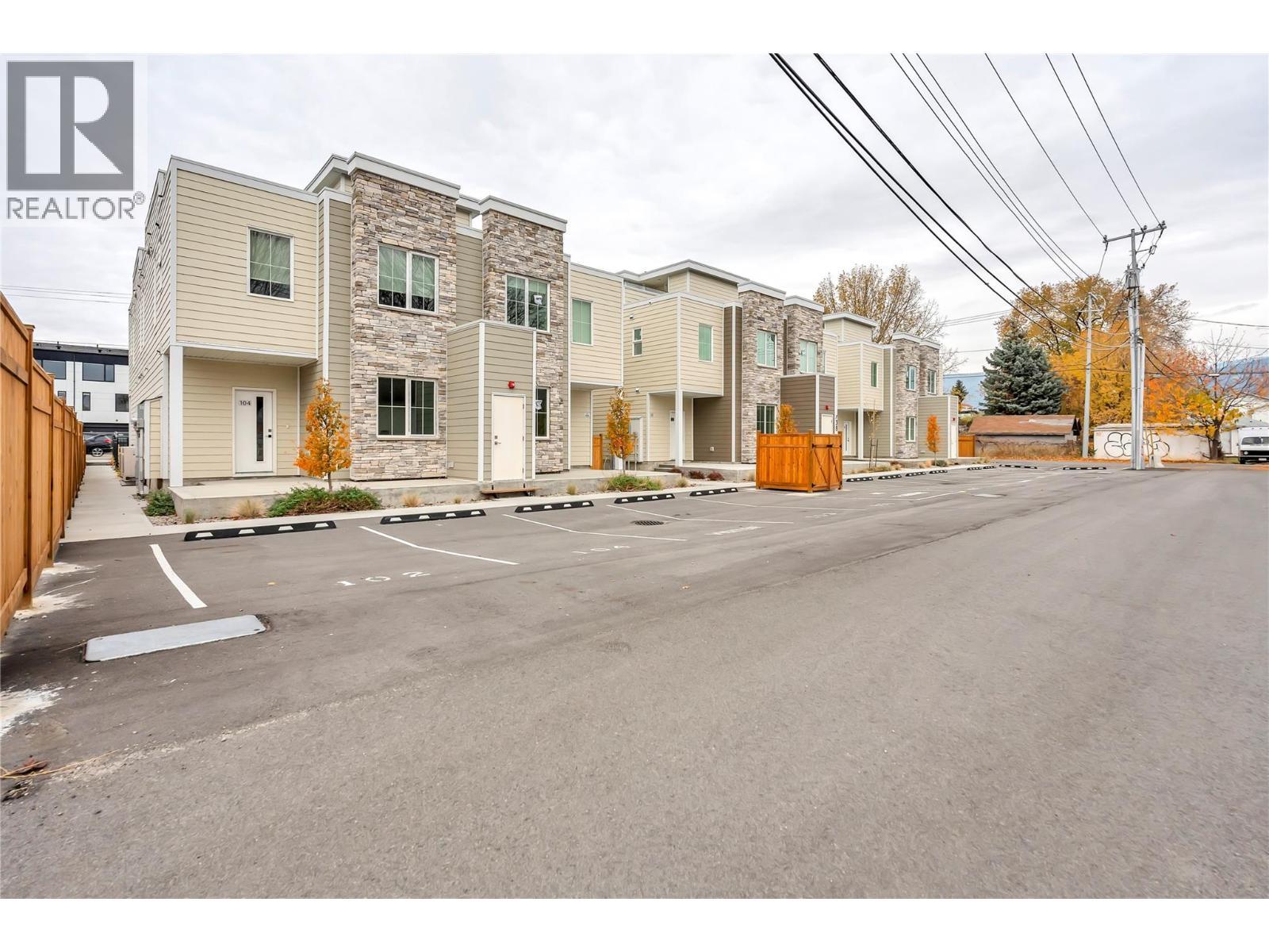 726 Westminster Avenue W Unit# 103, Penticton, BC - Outdoor With Facade